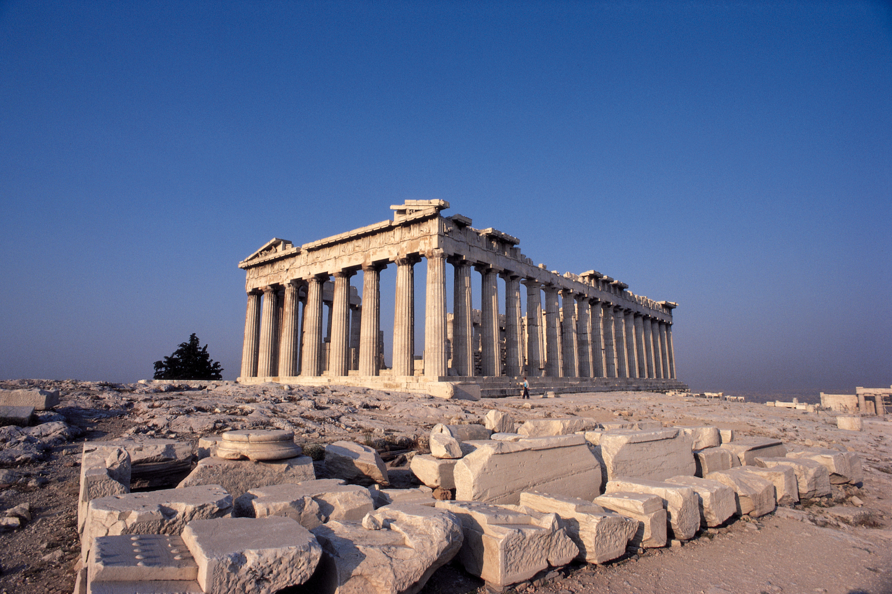オリンピック発祥の地、ギリシャの古代遺跡を訪ねる
